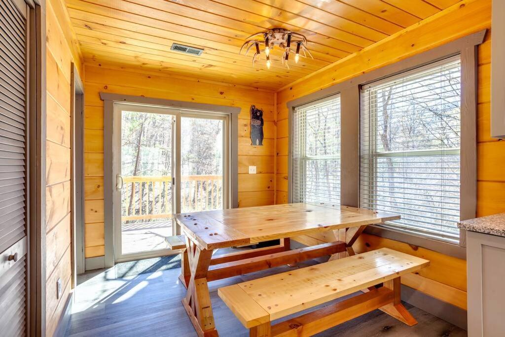 Dancing Bear Cabin- Relax & Enjoy! Sevierville Exterior foto